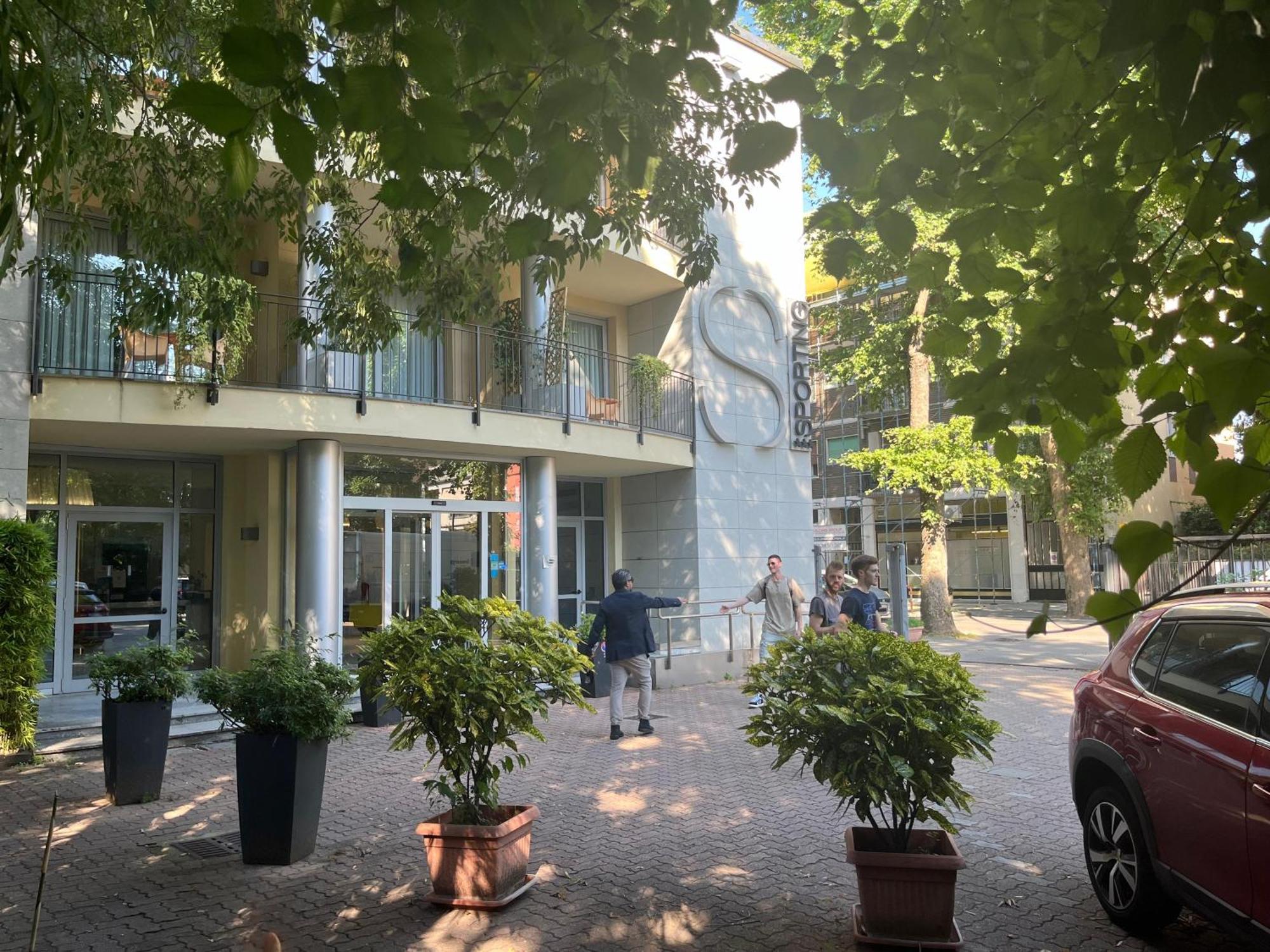 Hotel Sporting Brugherio Exterior photo